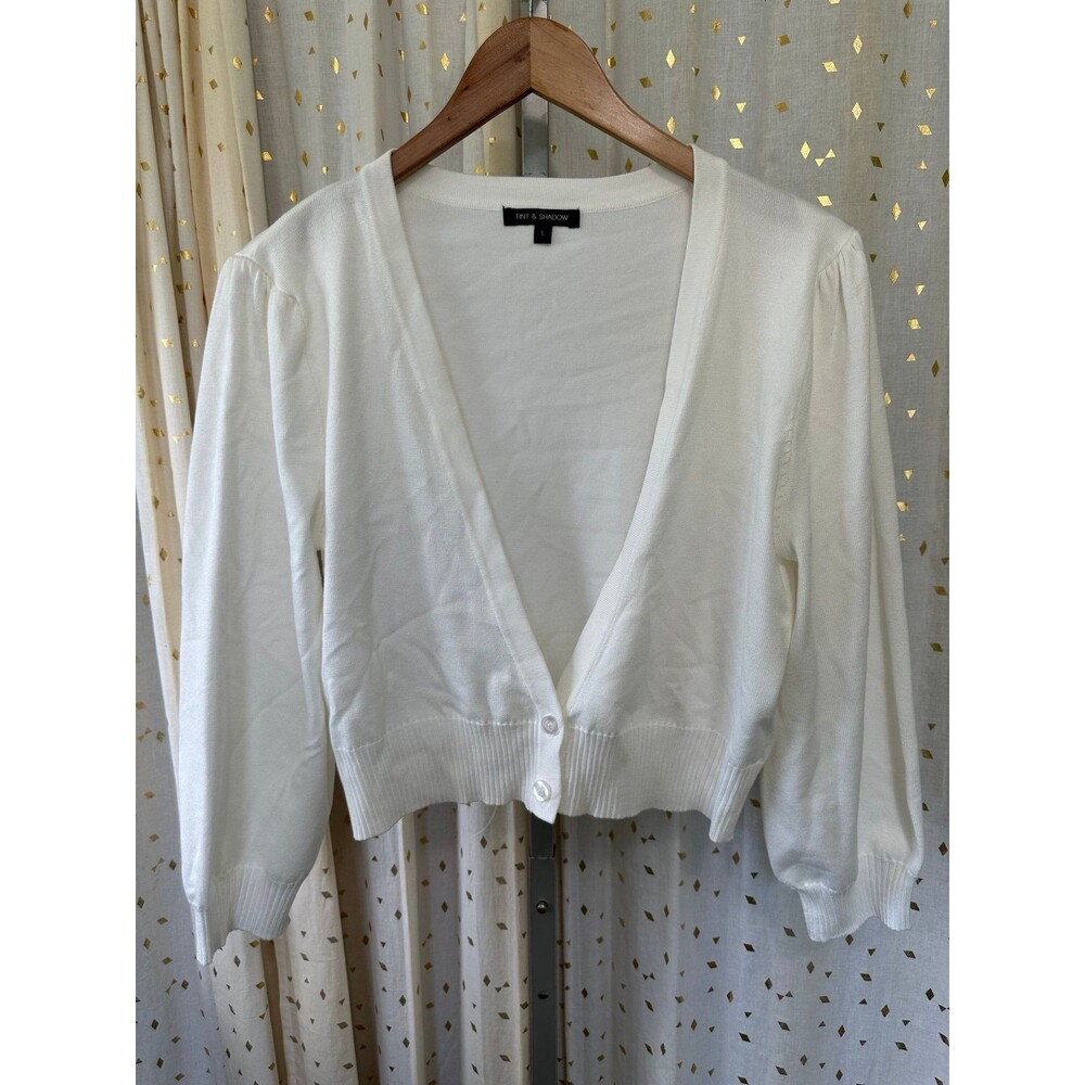 NWOT Tint & Shadow Puff Bubble Sleeve Plunge V Neck Two Button Crop Cardigan L